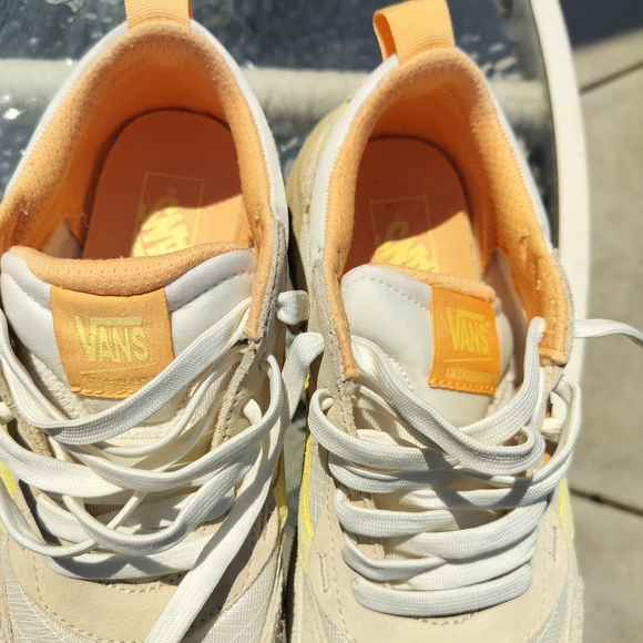 Vans Beige and White Sneakers - Picture 15 of 15